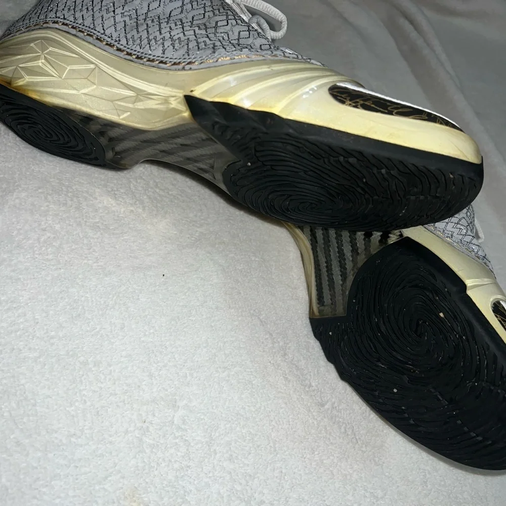 Jordan 23 OG Metallic Gold